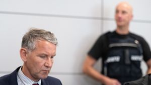 Prozess gegen AfD-Chef: Beim Geld verweist Höcke auf seine Frau